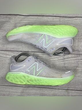 New Balance Women’s 9 Fresh Foam X 1080v12 White Running Shoes